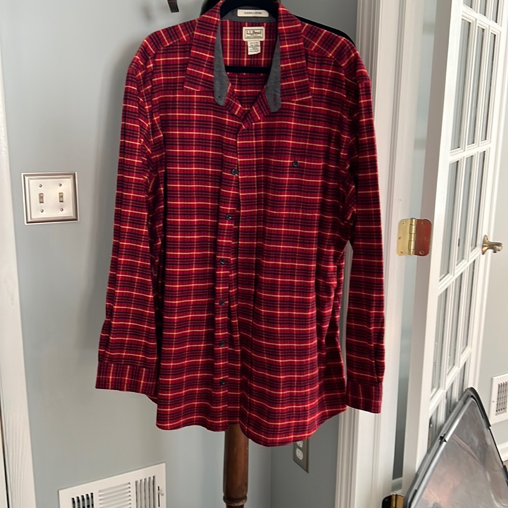 Slightly loved XXl-Tall slightly fitted LL Bean red flannel.